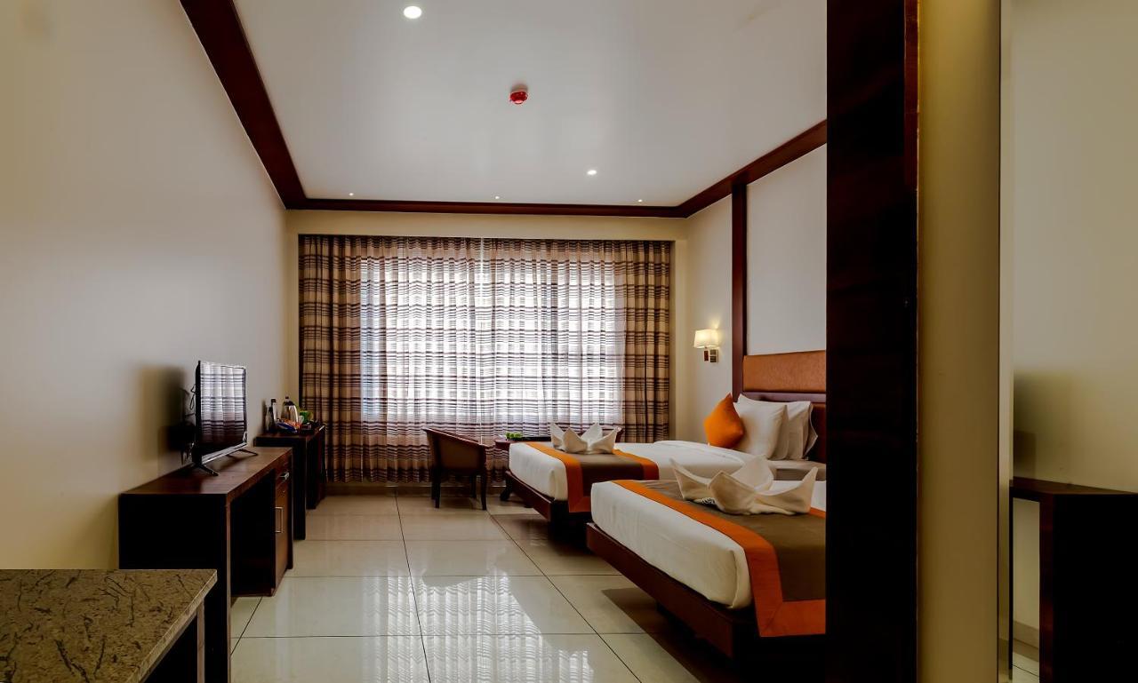 Hotel The Fern Residency Vijayapura Bijāpur Exterior foto