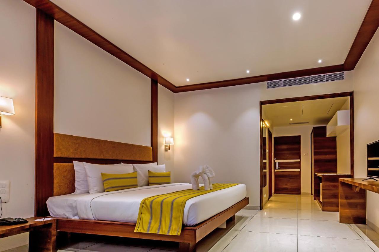 Hotel The Fern Residency Vijayapura Bijāpur Exterior foto